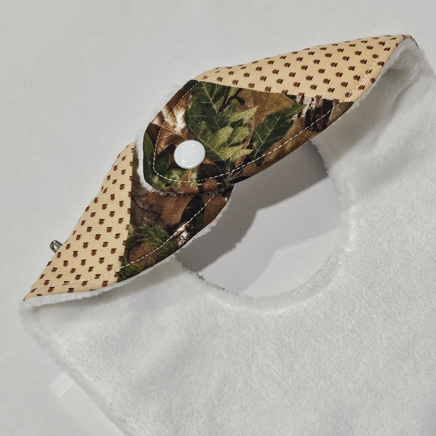 CAMO QUILTED BIB