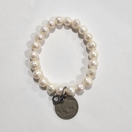PEARL BRACELET W/BUFFALO